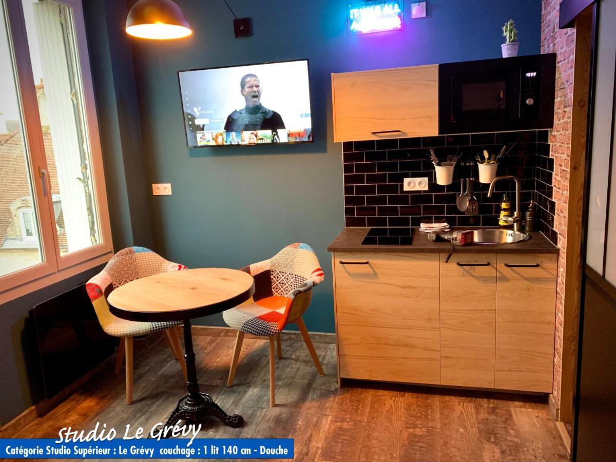 Nos Studios Au Centre Ville A Dole Eksteriør bilde